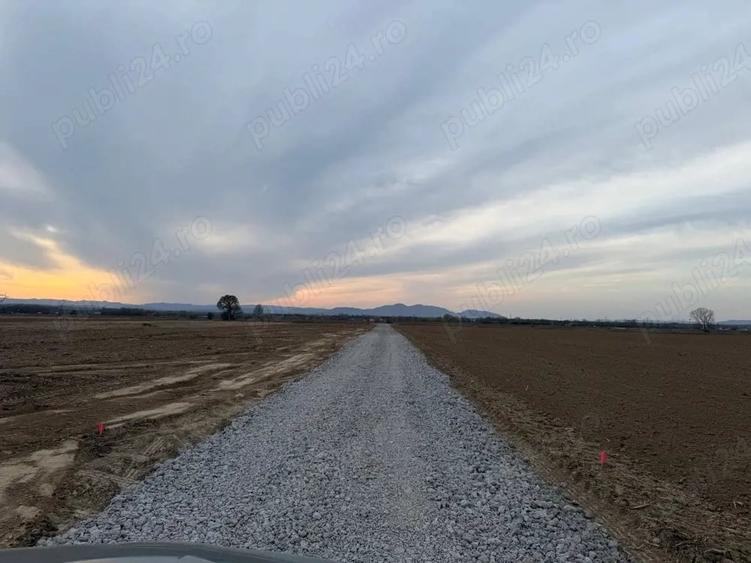 Teren de 1350 mp, în Tâmpa