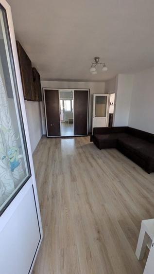 Garsonieră decomandată în Sebastian