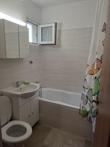 Apartament cu 2 camere decomandat în Drumul Taberei