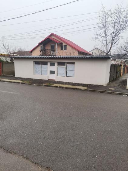 Spațiu comercial, în Desa