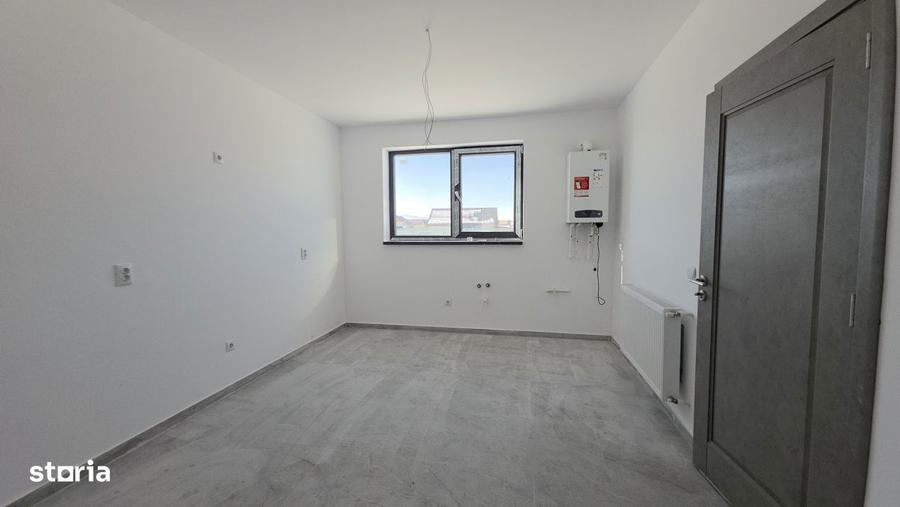Casă cu 4 camere cu Teren 225 Mp în Central