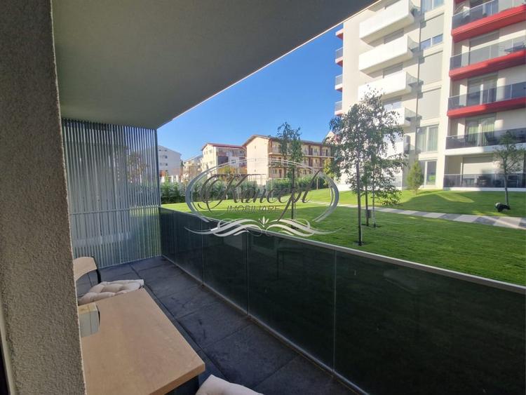 Apartament cu 2 camere semidecomandat, mobilat în Iris