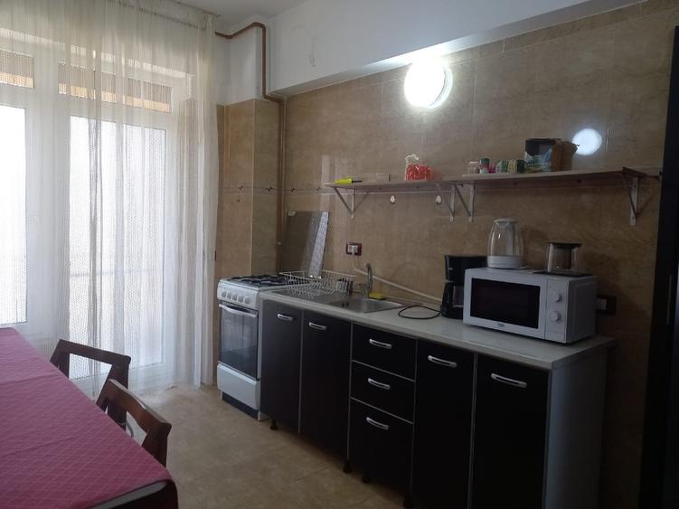 Inchiriez apt 2 camere, 2 bai, 74 mp - 3