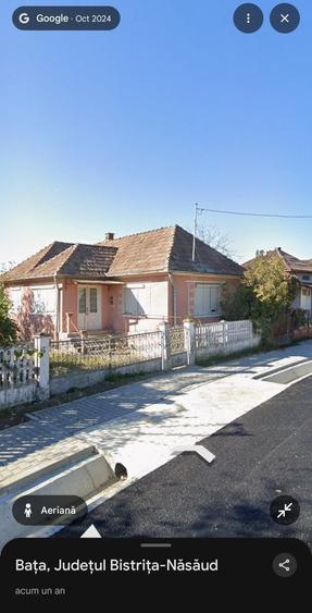 Casă cu 4 camere în Bața