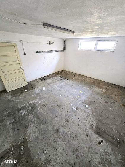 Casă cu 4 camere cu Teren 420 Mp în Titulescu