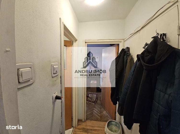 Apartament cu 3 camere semidecomandat în Dristor