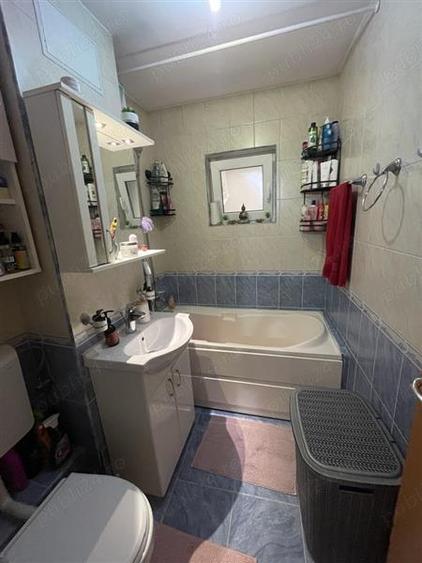 Apartament cu 2 camere decomandat în Aradului — fotografia 3