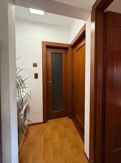 Apartament cu 3 camere decomandat, mobilat în Aradului