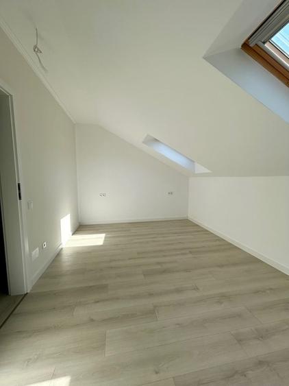 Apartament cu 2 camere semidecomandat în Florești — fotografia 3