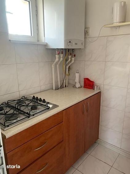 Apartament cu 3 camere nedecomandat în Tătărași