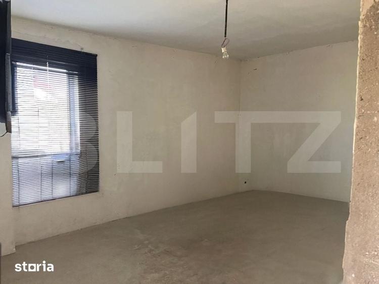 Casă cu 4 camere cu Teren 595 Mp în Popoveni