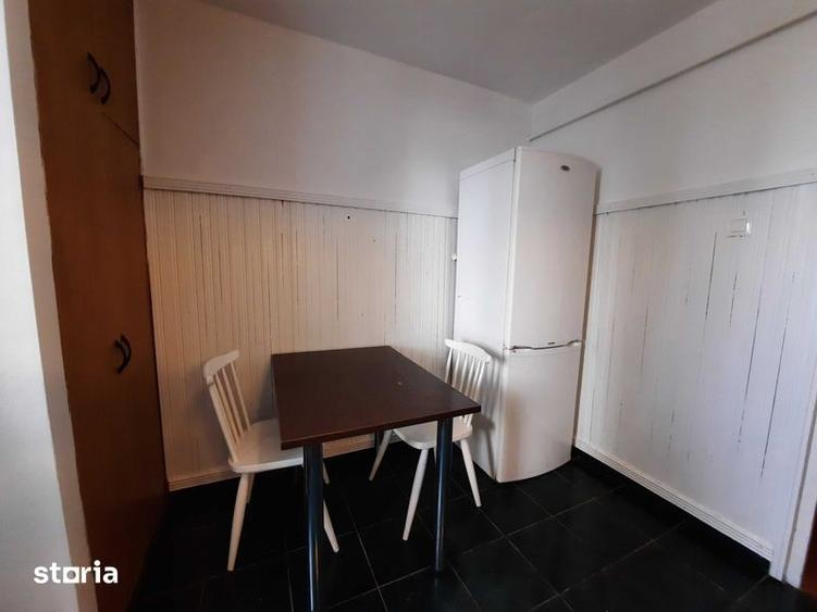 Apartament cu 3 camere decomandat, mobilat în Mărăști