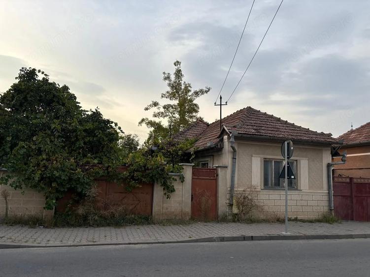 Teren de 658 mp, în Central