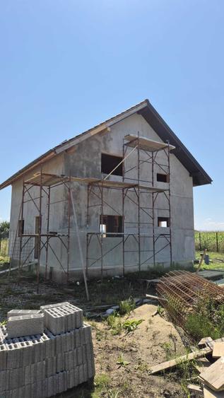 Casă cu 4 camere în Bod