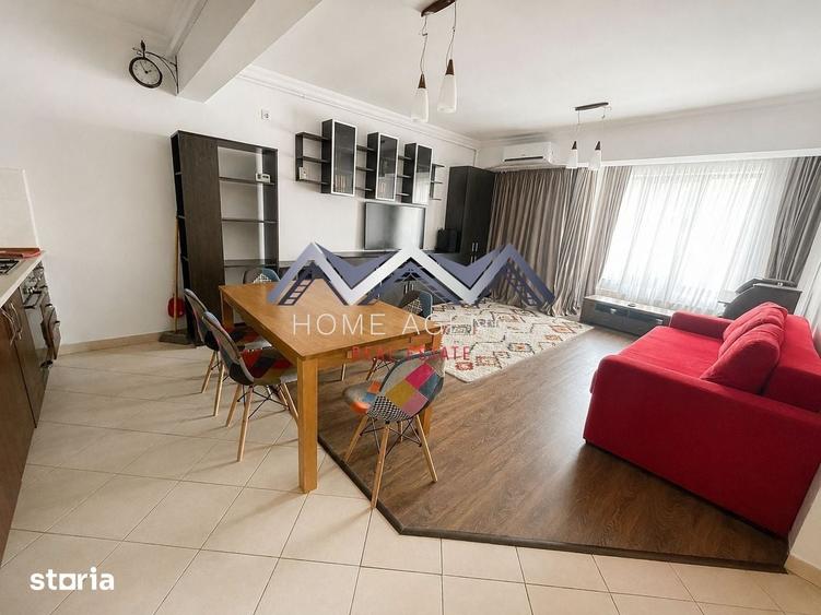 Apartament cu 3 camere, mobilat în Central