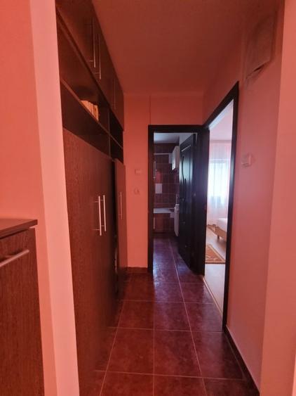 Apartament cu 3 camere decomandat, mobilat în Gării