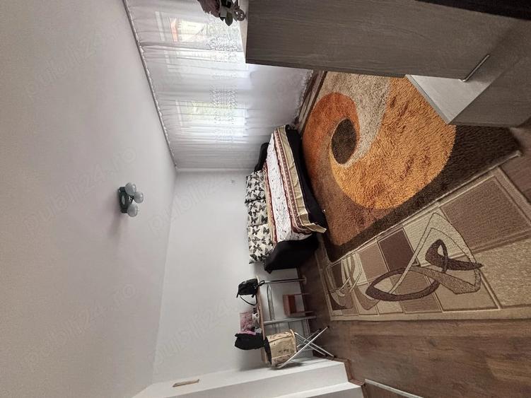 Apartament cu 3 camere decomandat în Valea Cerbului