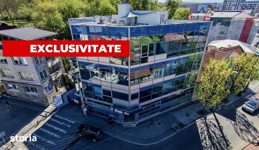 Spațiu comercial, de 200 mp, în Central