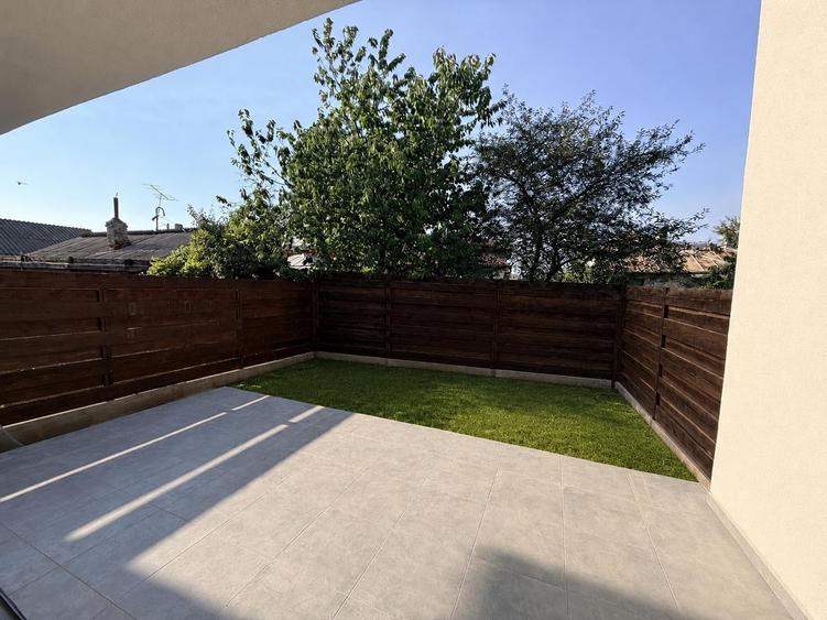 Apartament cu 2 camere decomandat în Cug