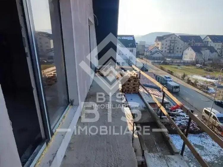 Apartament cu 3 camere decomandat în Vest