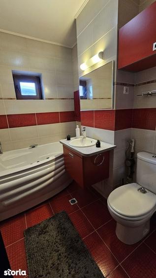 Apartament cu 3 camere decomandat în Siderurgiștilor