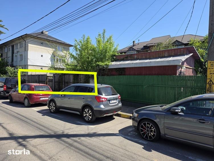 Teren de 371 mp, în Central
