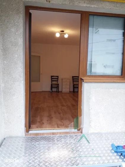 Spatiu Comercial in Centru | Parter | 24 MP | Piata Mihai Viteazu - 1