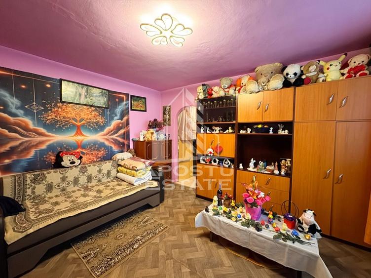Apartament cu 2 camere semidecomandat, mobilat în Central