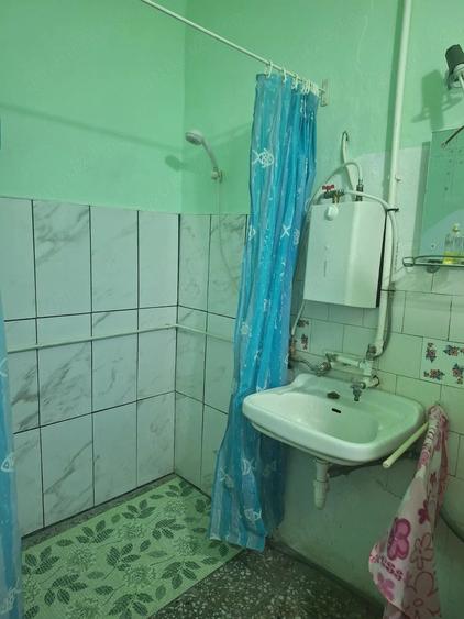 Casă cu 2 camere cu Teren 50 Mp în Drăgășani