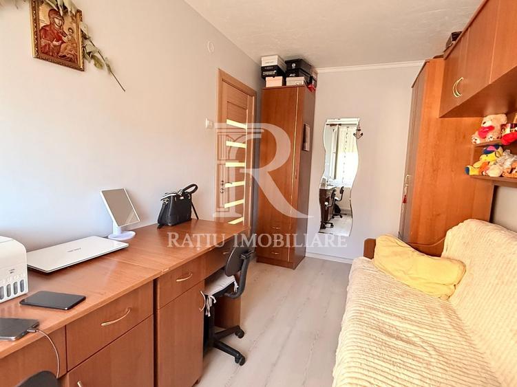 Apartament cu 2 camere semidecomandat, mobilat în Rogerius