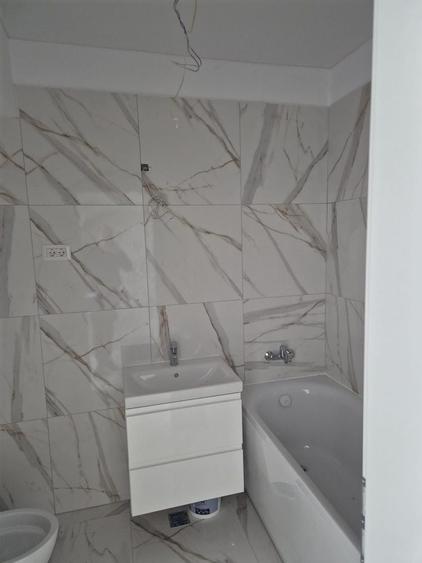 Garsonieră decomandată în Exterior Vest