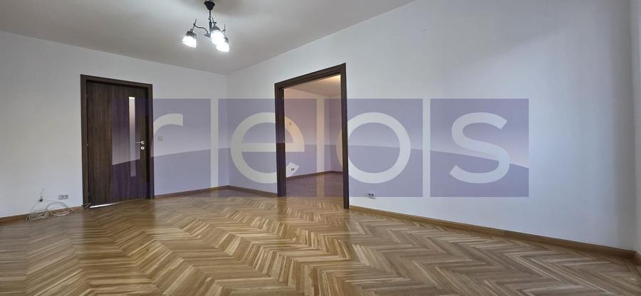 Apartament cu 3 camere decomandat în Dorobanți