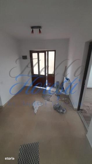 Casă cu 6 camere cu Teren 837 Mp în Nord