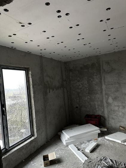 Casa suprafata utila P+1E=87m suprafata teren 607 - 10