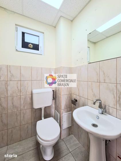 Spațiu comercial, de 100 mp, în Tractorul