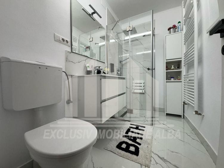 Casă individuală cu 8 camere cu Canalizare în Tolstoi