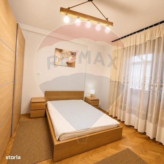 Apartament cu 3 camere semidecomandat în Doamna Ghica