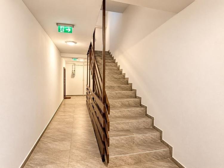 Apartament cu 2 camere semidecomandat, mobilat în Sânpetru