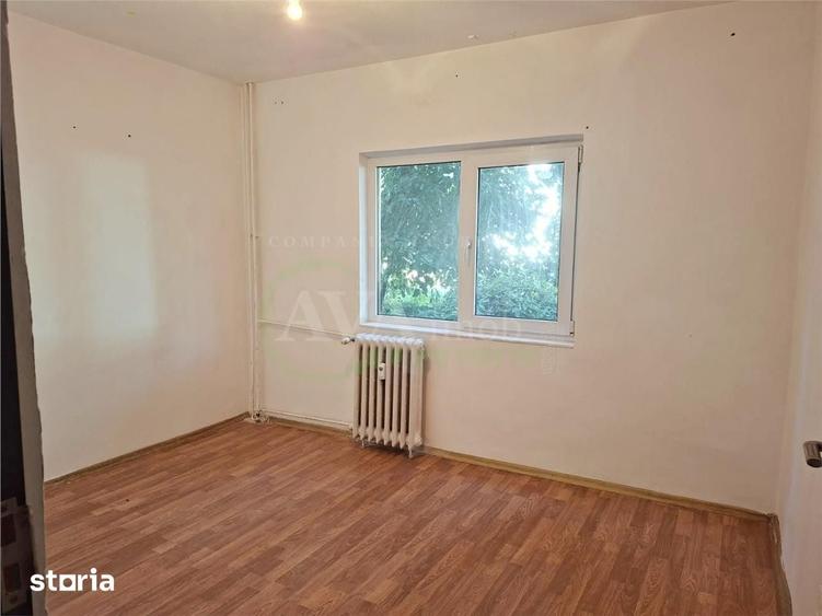 Apartament cu 2 camere semidecomandat în Republicii