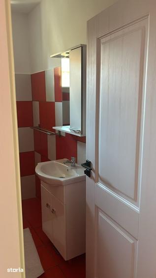 Apartament cu 2 camere decomandat, mobilat în Tomis Plus