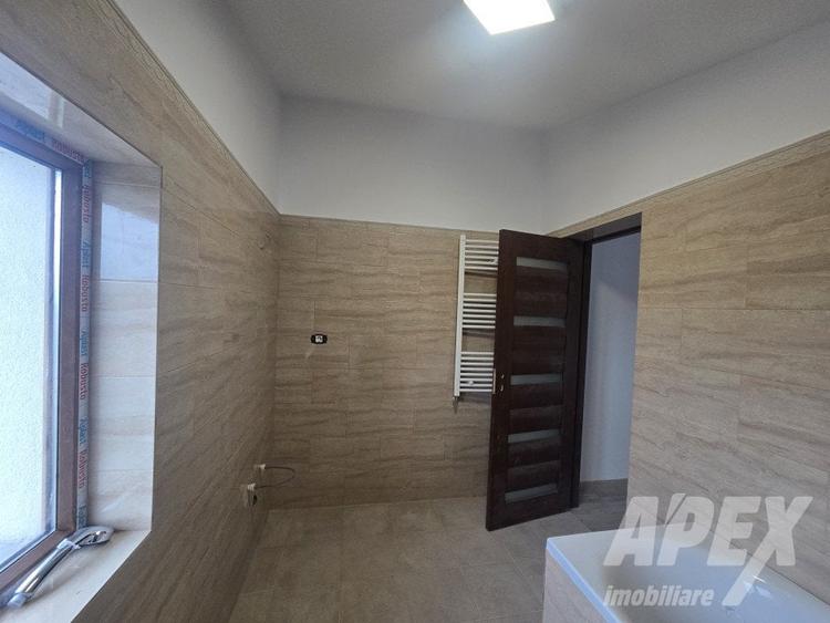 Casă individuală cu 3 camere cu Canalizare în Clinceni