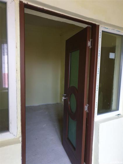 Casă cu 4 camere în Gura Ocniței