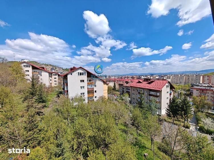 Garsonieră decomandată, mobilată în Valea Cetății