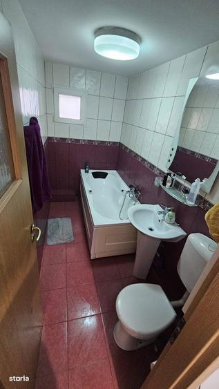 Apartament cu 3 camere decomandat, mobilat în Obor