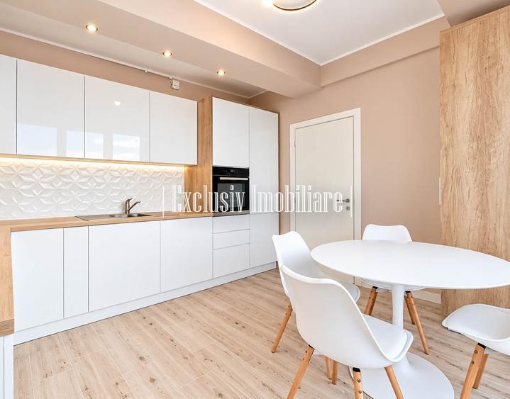 Apartament cu 3 camere decomandat în Central