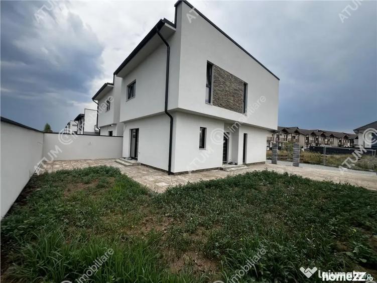 Casă cu 4 camere cu Teren 200 Mp în Vasile Aaron
