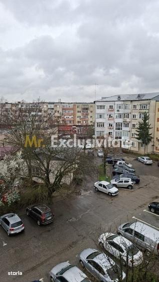 Apartament cu 3 camere în Eremia
