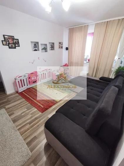 Apartament cu 2 camere decomandat, mobilat în Alexandru Obregia