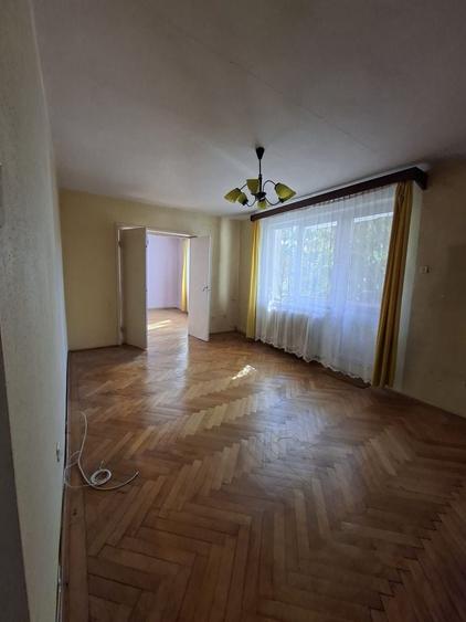 Apartament cu 3 camere decomandat în Dâmbu Pietros