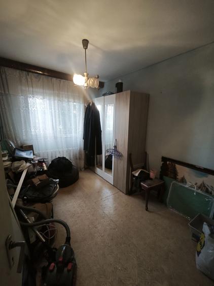 Apartament cu 3 camere semidecomandat în Tomis Nord